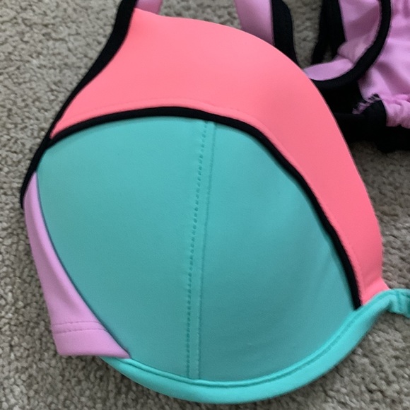 Neon bikini set - Picture 5 of 8